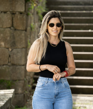 Body caveado canelado fino preto